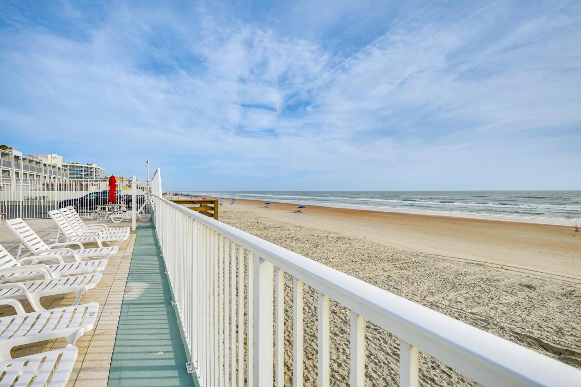 Updated Daytona Beach Oceanfront Studio! 外观 照片